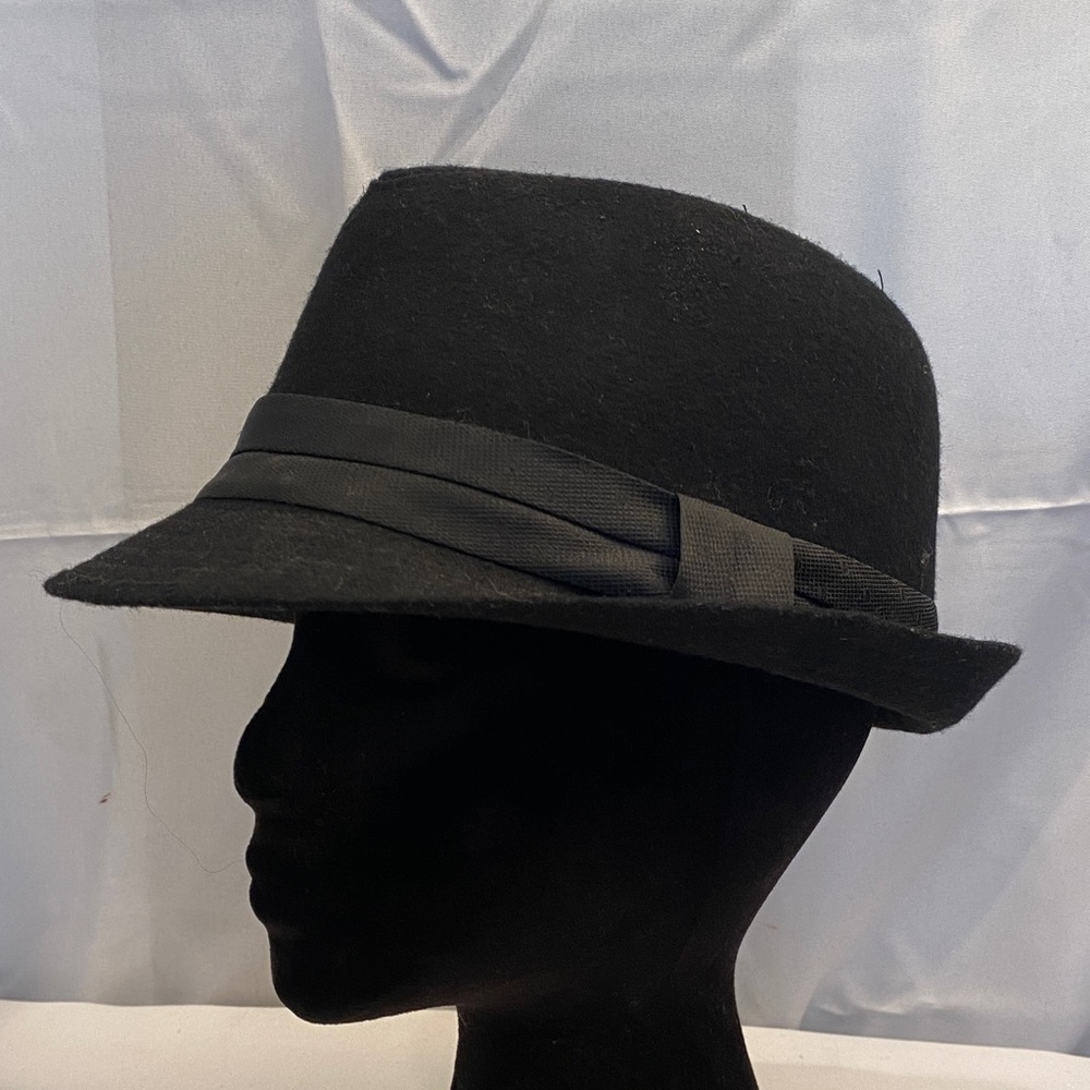 Black Rivet Wool Fedora Hat - Picture 1 of 6